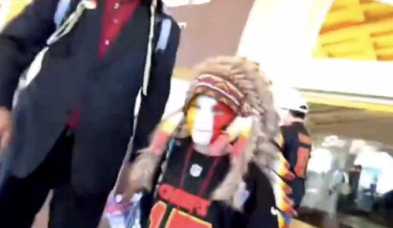 Young Chiefs Fan and Deadspin Lawsuit Take Center Stage at Super Bowl LVIII